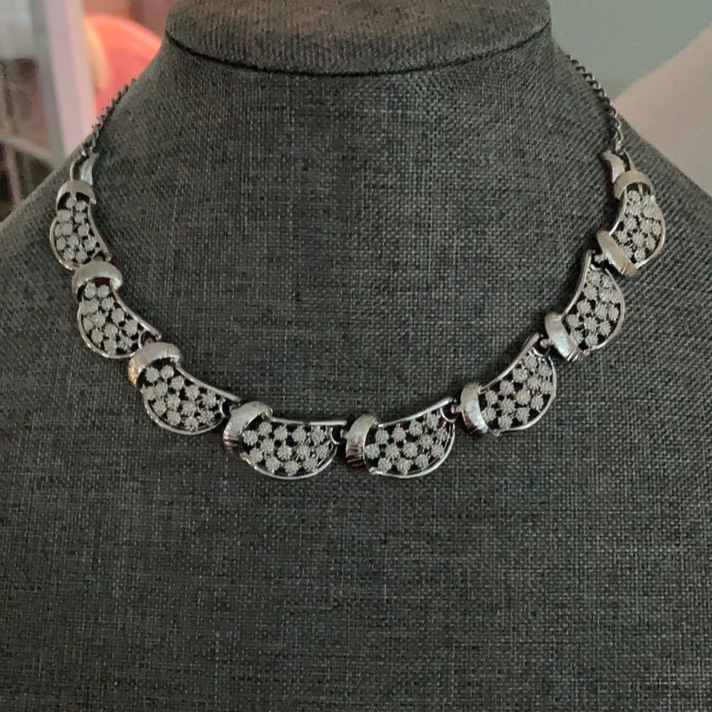 Vintage chocker style necklace